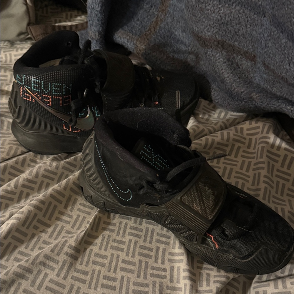 Nike Kids Black Sneakers with Multicolor Accents